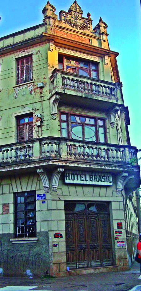 Um patrimônio histórico abandonado em Ribeirão Preto: Hotel Brasil. Está mais que na hora de ser tomada as providencias de restauração e uso