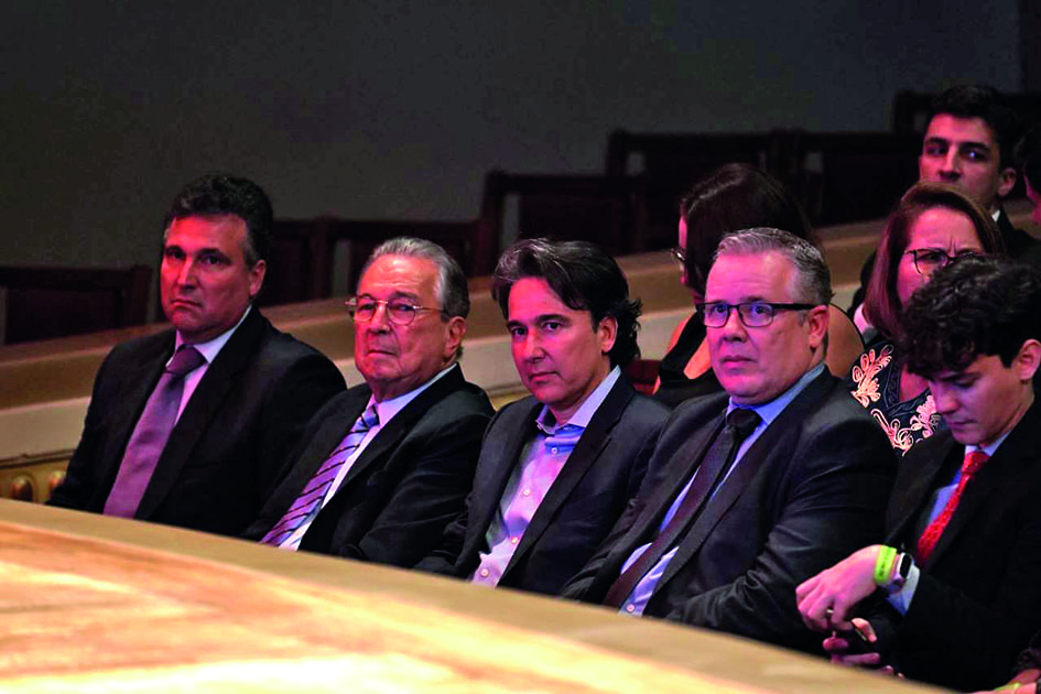 Da esquerda para a direita: Marcelo, Maurilio e Rodrigo Biagi com Rogério Delapieri