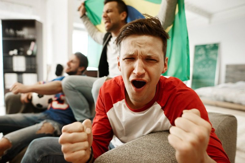 Coração de torcedor cuidados tensão emocional durante a copa hapvida 2026