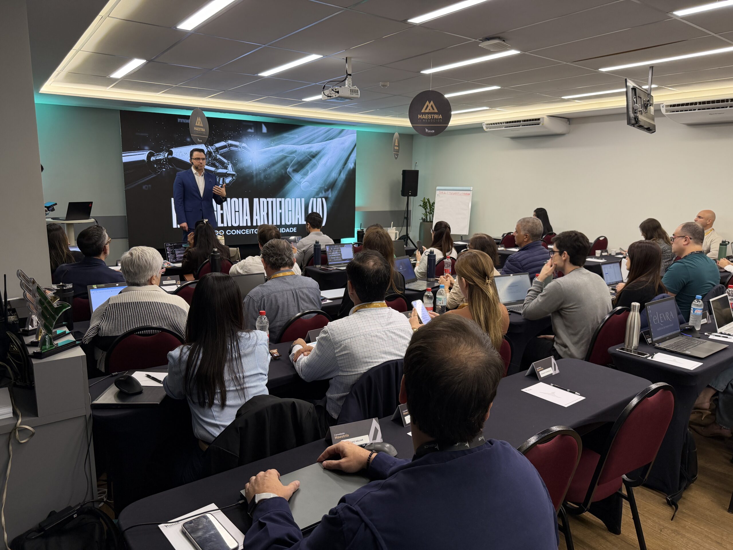 Imersão em Ribeirão Preto uso estratégico da inteligência artificial para impulsionar negócios febracis 2026