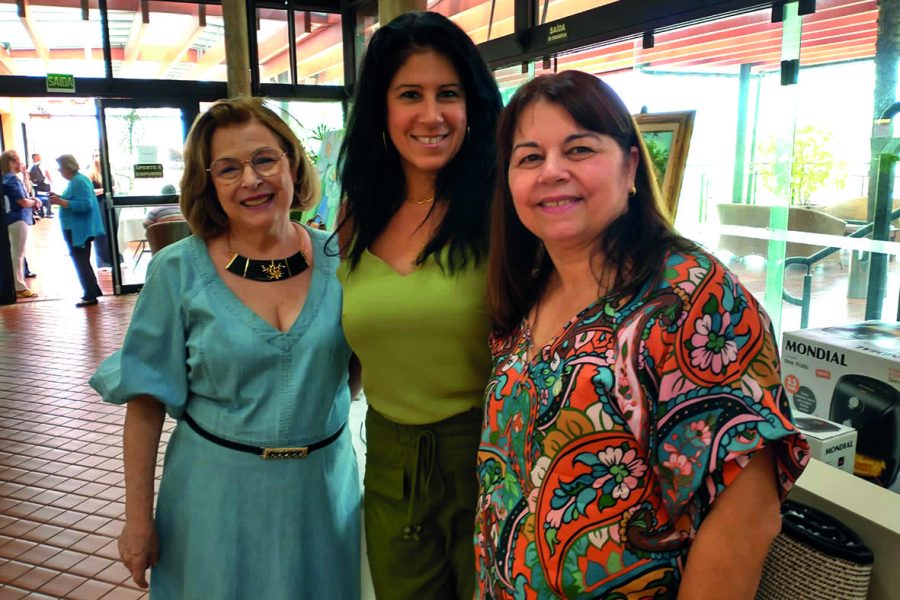 Dora Gomes Menezes, Gabriela Galli e Carmem de Oliveira
