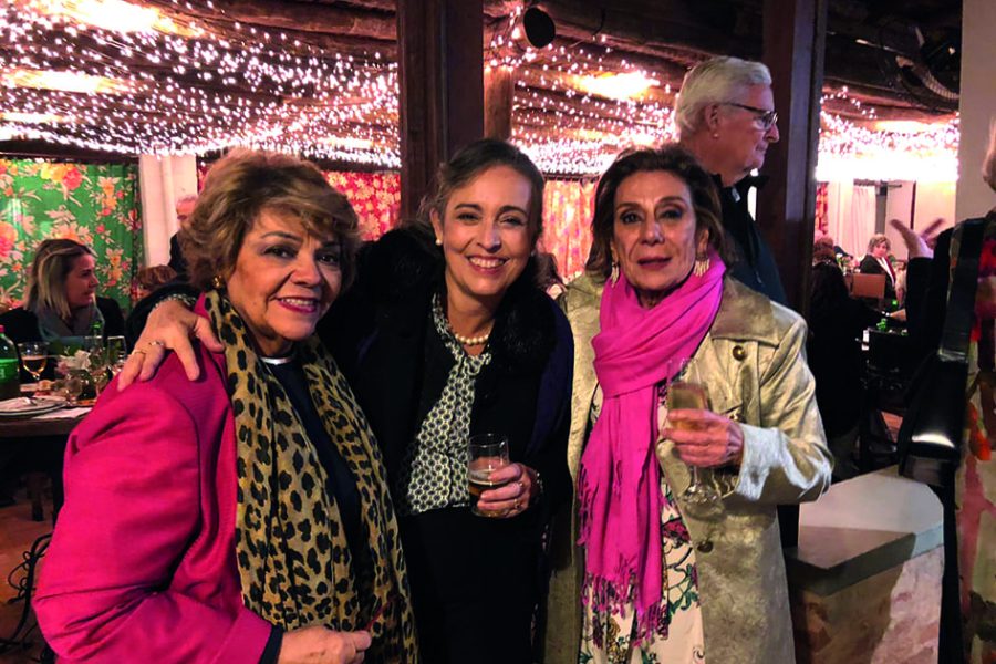Stranezze: Alcione Menegaz, Eliane Ratier e Gilda Montans