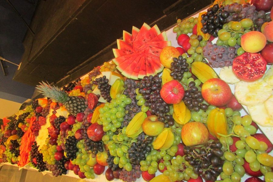 Maravilhosa Mesa de Frutas na Ceia