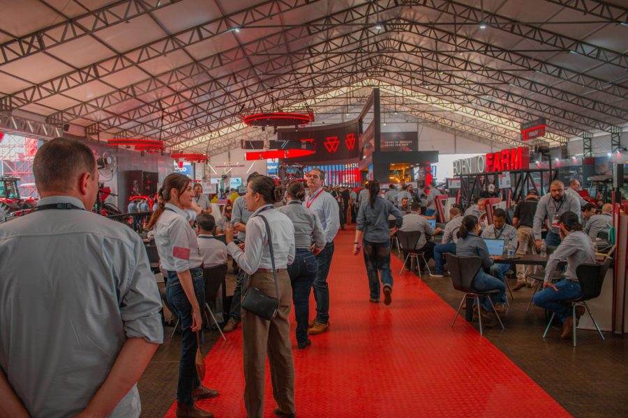 No projeto da Massey Ferguson, a BP One fez a execução e operacionalização de todas as entregas no estande. (Divulgação)