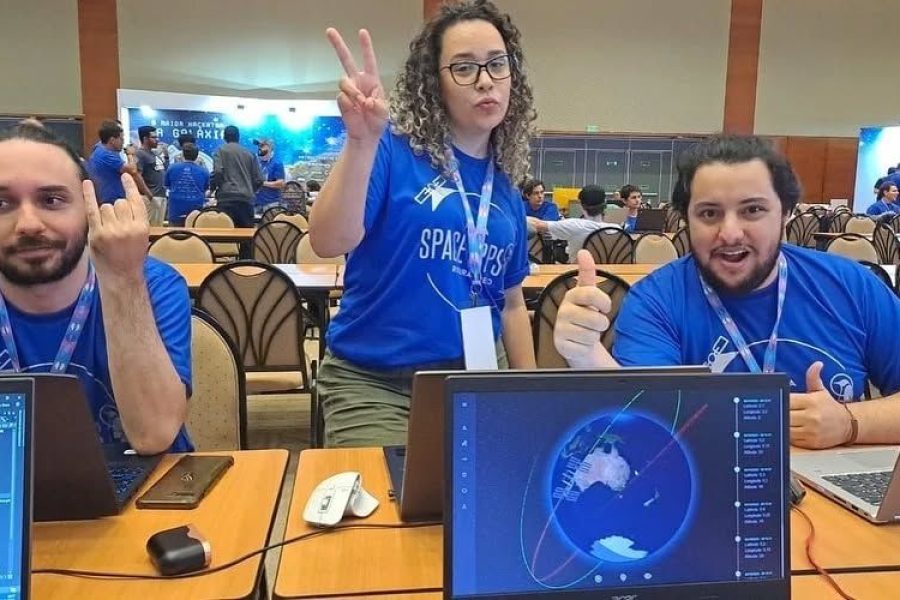 Equipes passam 48 horas em busca dos melhores projetos e soluções. (Divulgação)