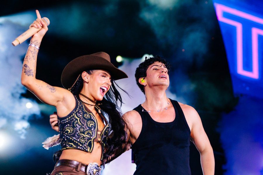 Ana Castela e Léo Foguete surpreenderam os fãs com duetos nas duas apresentações. (Foto: @timedefoto)