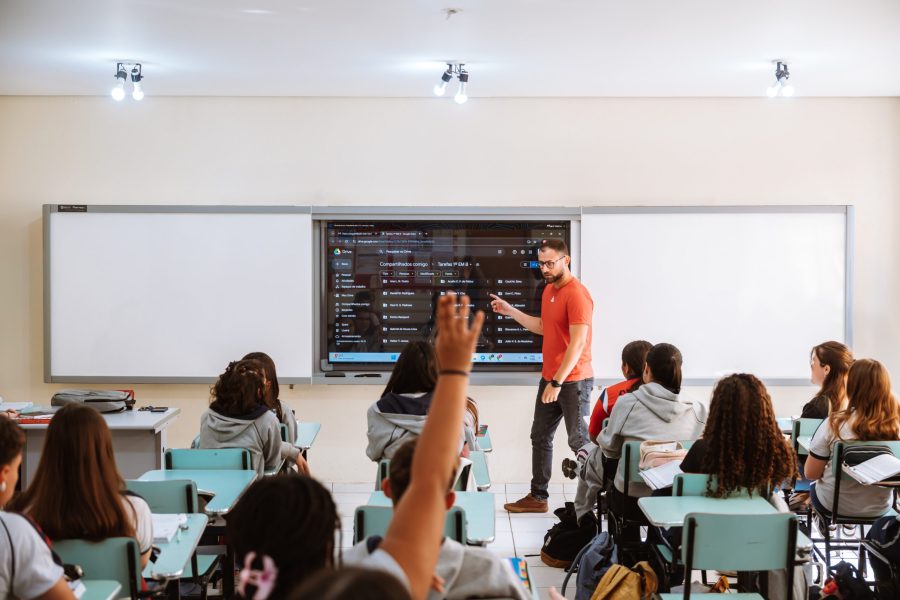 Tecnologia redefine a educação e eleva o valor das instituições de ensino (Divulgação)